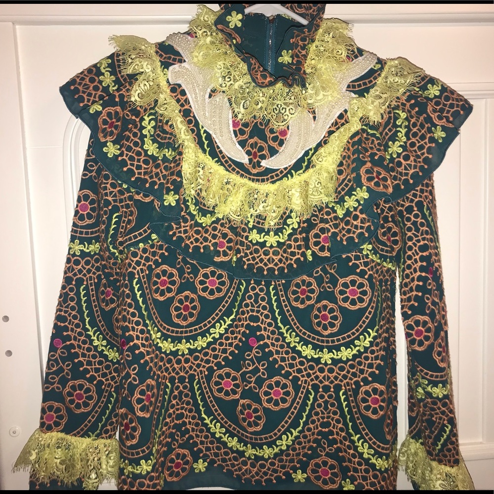 Beautiful Gucci blouse